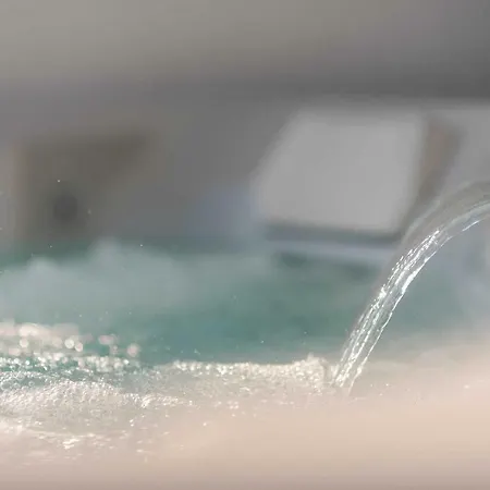 Luxus_spa_og_fewo Quartier 4 _we 4_ 아파트 고렌레빈